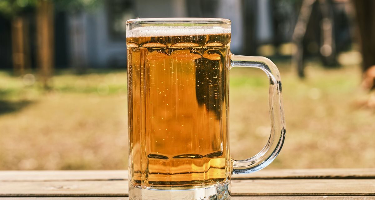 Menyiram Tanaman Dengan Bir: Mitos Atau Fakta?