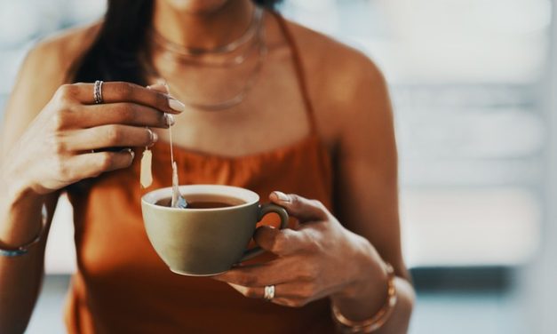 Kebiasaan Sepele Ini Bikin Teh Tak Lagi Sehat, Banyak Orang Tak Sadar