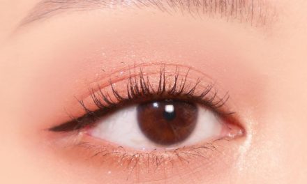 Transformasi Mata: Trend Eyeliner Tempel Yang Sedang Booming