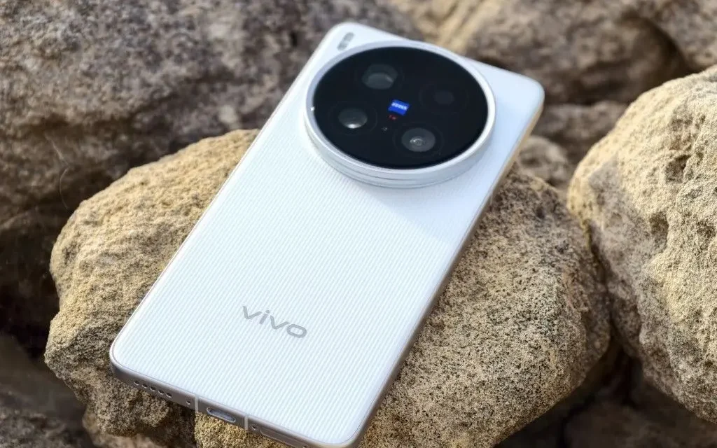 Vivo X300 Ultra: Harga Eropa & Varian Warna Terbaru Terungkap!