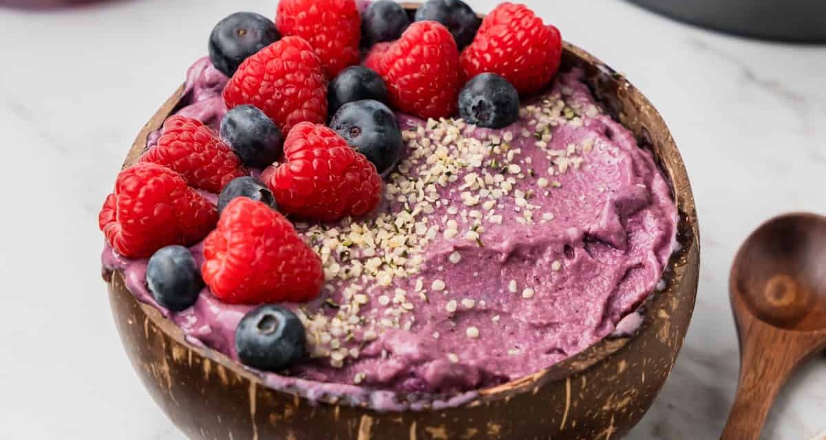 Smoothie Bowl: Camilan Sehat Yang Jadi Tren Masa Kini