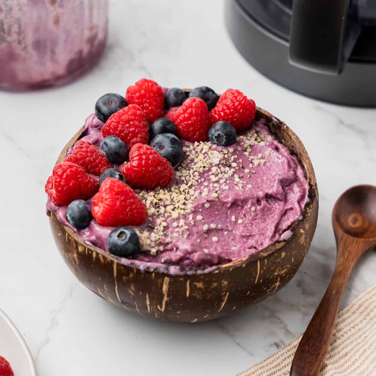 Smoothie Bowl: Camilan Sehat Yang Jadi Tren Masa Kini