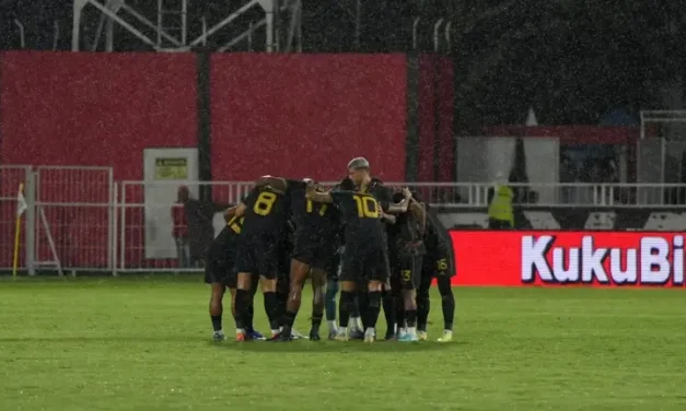 Laga Sengit Malut United Vs Persis Solo Di Stadion Jatidiri