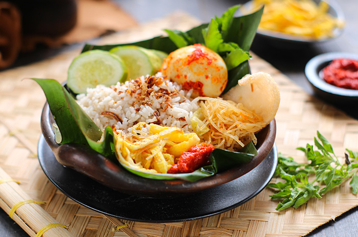 Wisata Rasa: Menyelami Nikmatnya Nasi Gurih Nusantara