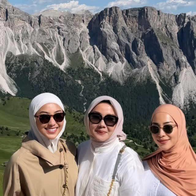Family Goals! Liburan Keluarga Nikita Willy Di Dolomites Italia