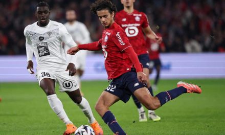 Suksesor Rodri Merapat! Man City Tebus Rekan Calvin Verdonk