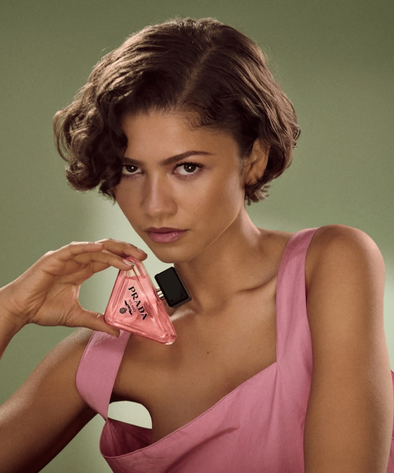 Karier Fashion Zendaya Makin Gemilang, Resmi Jadi Wajah Prada